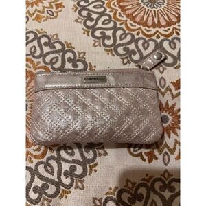 Express Coin Purse Women OS Silver Good Quilted Metallic Zipper Pouch SEO